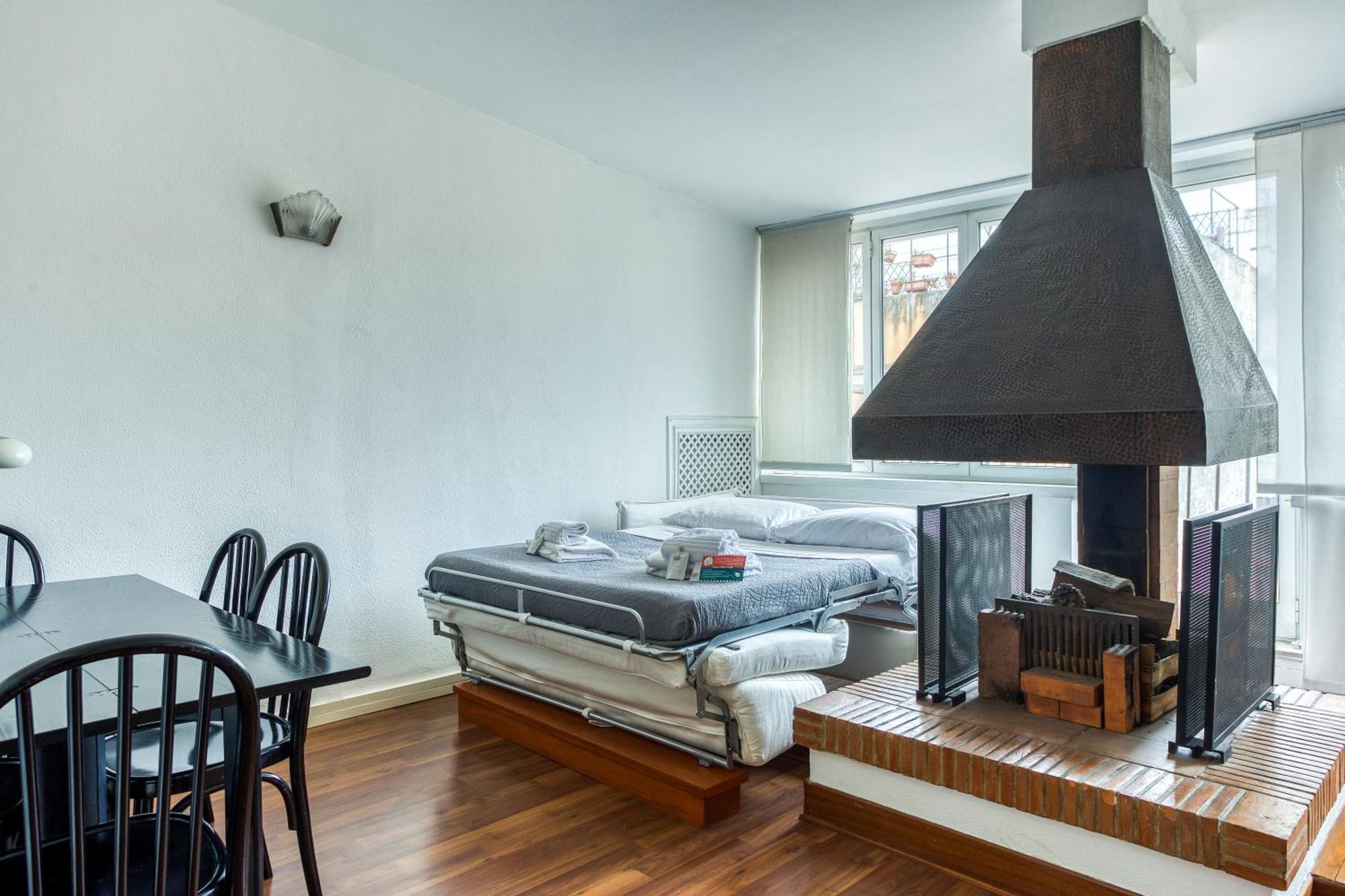 Main Loft Capocci - Rione Monti Apartment โรม ภายนอก รูปภาพ