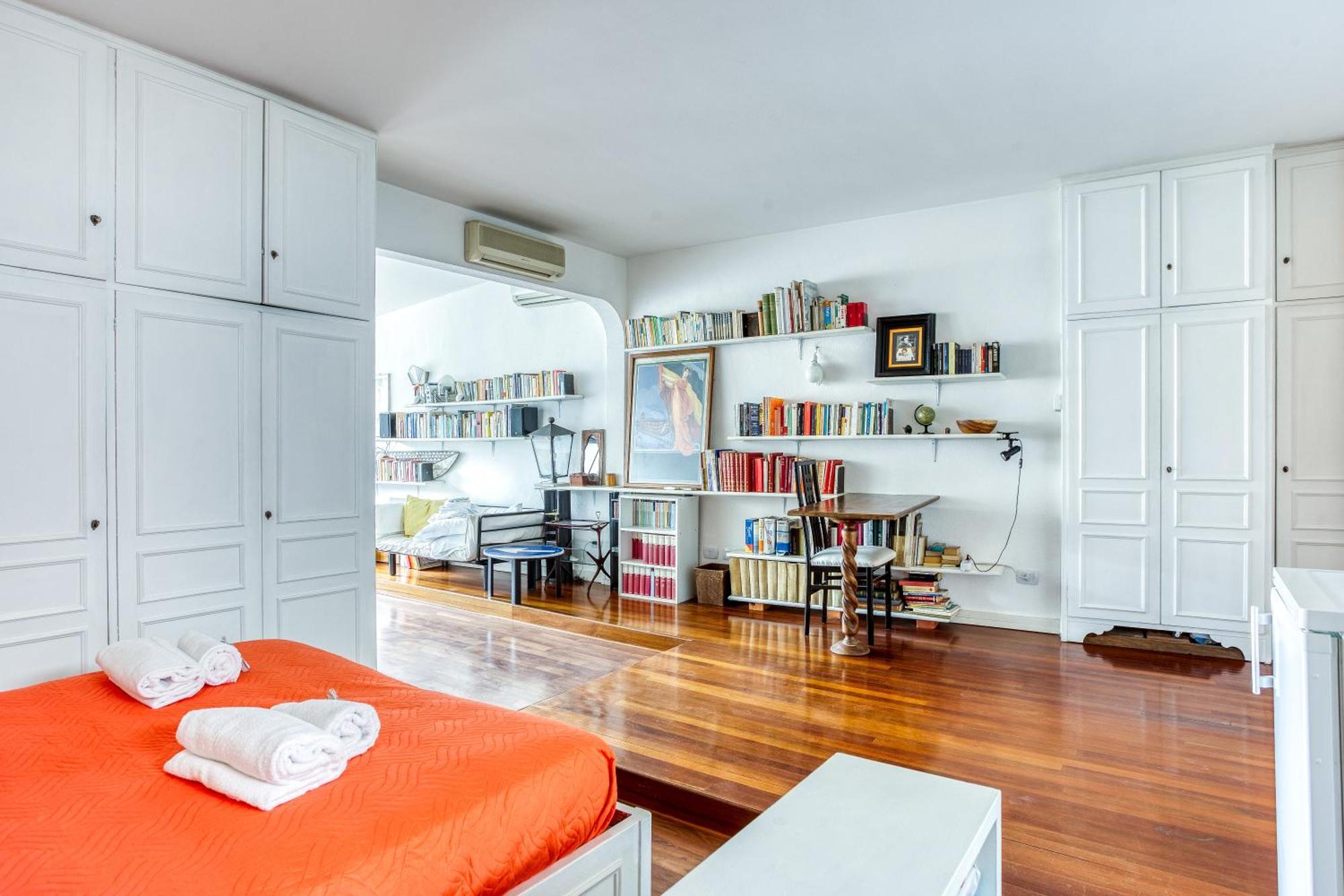 Main Loft Capocci - Rione Monti Apartment โรม ภายนอก รูปภาพ